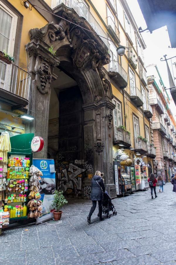 Palazzo Carafa Della Spina Lejlighed Napoli Eksteriør billede